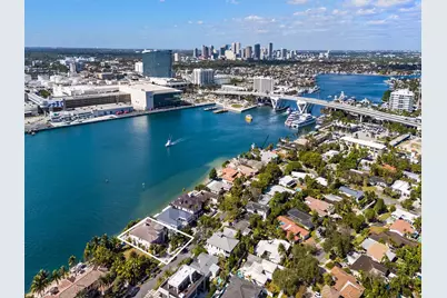 1965 SE 21st Avenue, Fort Lauderdale, FL 33316 - Photo 6