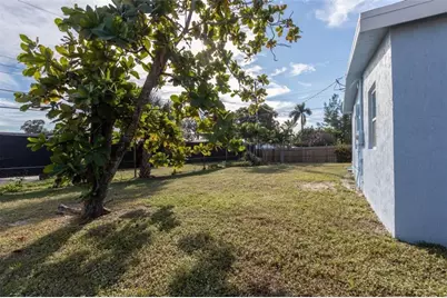 1330 NE 41st Court, Pompano Beach, FL 33064 - Photo 20