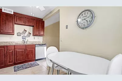 1036 Guildford B #1036, Boca Raton, FL 33434 - Photo 14