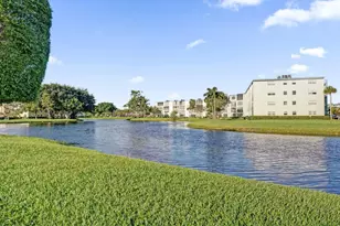 1036 Guildford B, Boca Raton, FL 33434 - Photo 6