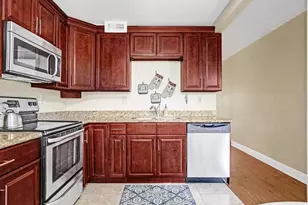 1036 Guildford B, Boca Raton, FL 33434 - Photo 12