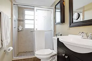 1036 Guildford B, Boca Raton, FL 33434 - Photo 28