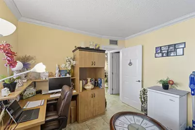 5750 NW 64th Avenue #211, Tamarac, FL 33319 - Photo 10