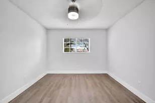 4200 Community Dr, West Palm Beach, FL 33409 - Photo 16