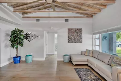 1040 NE 16th Terrace, Fort Lauderdale, FL 33304 - Photo 8