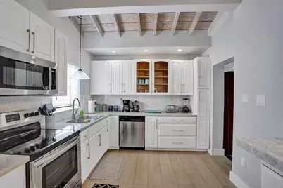 1040 NE 16th Terrace, Fort Lauderdale, FL 33304 - Photo 4