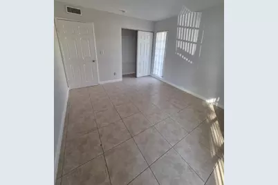 7003 NW 79th Street, Tamarac, FL 33321 - Photo 4