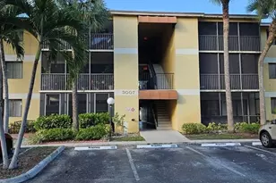 3007 N Oakland Forest Dr, Oakland Park, FL 33309 - Photo 1