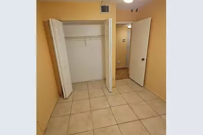 3007 N Oakland Forest Drive #204, Oakland Park, FL 33309 - Photo 8