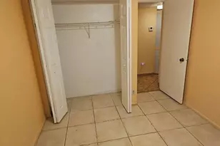 3007 N Oakland Forest Dr, Oakland Park, FL 33309 - Photo 8