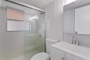 4101 NW 26th St, Lauderhill, FL 33313 - Photo 6