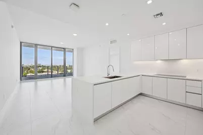 220 Lake Shore Drive #709, West Palm Beach, FL 33403 - Photo 8