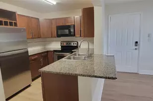 350 Palm Cir, Pembroke Pines, FL 33025 - Photo 6