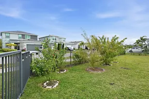 12734 SW Phoenix Dr, Port Saint Lucie, FL 34987 - Photo 18