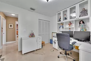 1581 NW 100th Way, Plantation, FL 33322 - Photo 34