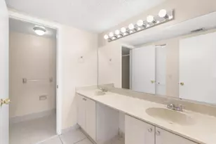 12264 N Royal Palm Blvd, Coral Springs, FL 33065 - Photo 20