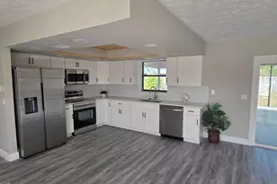 765 SE Floresta Dr, Port Saint Lucie, FL 34983 - Photo 1