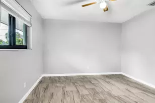 804 SW 28th St, Fort Lauderdale, FL 33315 - Photo 48