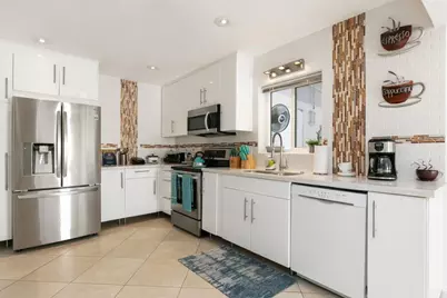 1900 N Victoria Park Road, Fort Lauderdale, FL 33305 - Photo 14