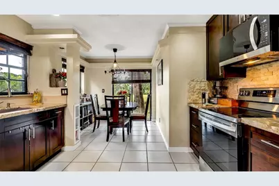 9169 W Sunrise Boulevard #213C, Plantation, FL 33322 - Photo 18