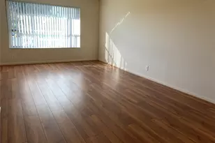 10038 Twin Lakes Dr, Coral Springs, FL 33071 - Photo 6