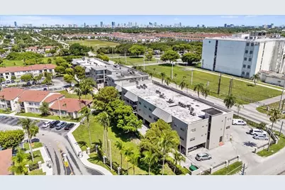 5100 SW 41st Street #321, Hollywood, FL 33023 - Photo 1