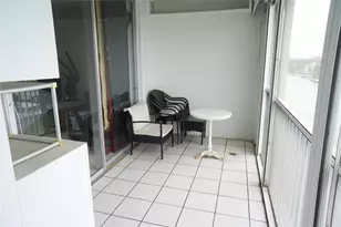 303 N Riverside Dr, Pompano Beach, FL 33062 - Photo 16