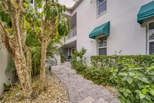 184 NE Edgewater Dr, Stuart, FL 34996 - Photo 12