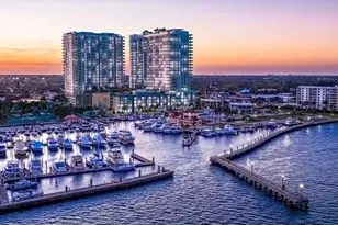 220 Lake Shore Dr, Lake Park, FL 33403 - Photo 24