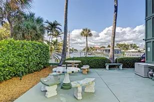 1035 Hillsboro Mile, Pompano Beach, FL 33062 - Photo 26