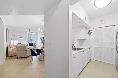 3020 NE 32nd Avenue #1103, Fort Lauderdale, FL 33308 - Photo 2