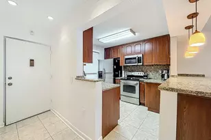 201 178th Dr, North Miami Beach, FL 33160 - Photo 8