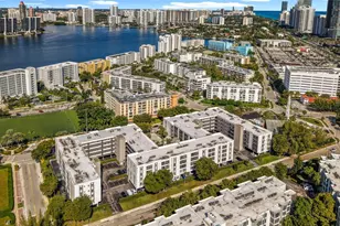 201 178th Dr, North Miami Beach, FL 33160 - Photo 32