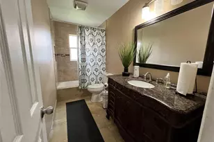 1107 NW 84th Dr, Coral Springs, FL 33071 - Photo 12