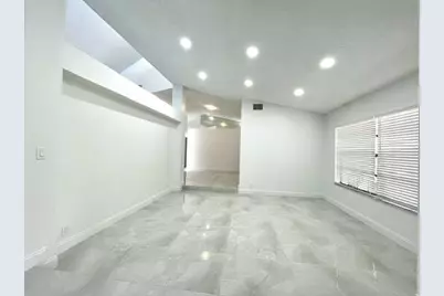 1712 NW 91st Avenue, Plantation, FL 33322 - Photo 6