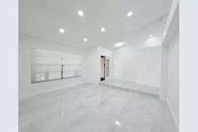 1712 NW 91st Avenue, Plantation, FL 33322 - Photo 8