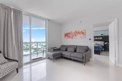 1800 N Bayshore Drive #2402, Miami, FL 33132 - Photo 1