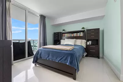 1800 N Bayshore Drive #2402, Miami, FL 33132 - Photo 4
