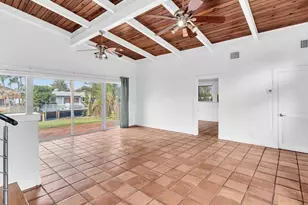 2507 Okeechobee Ln, Fort Lauderdale, FL 33312 - Photo 10