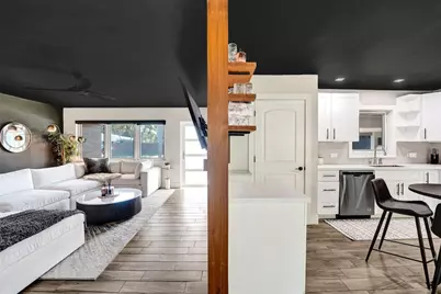 401 NE 49th Street, Oakland Park, FL 33334 - Photo 14