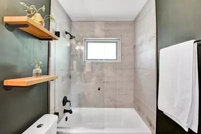 401 NE 49th Street, Oakland Park, FL 33334 - Photo 38