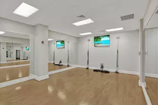 2501 S Ocean Dr, Hollywood, FL 33019 - Photo 10