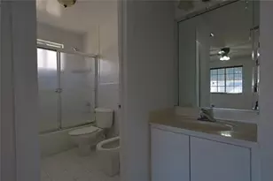 3250 W 70th St, Hialeah, FL 33018 - Photo 18