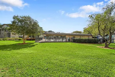 1702 Andros Isle #E1, Coconut Creek, FL 33066 - Photo 2