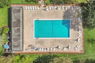 1702 Andros Isle, Pompano Beach, FL 33066 - Photo 32