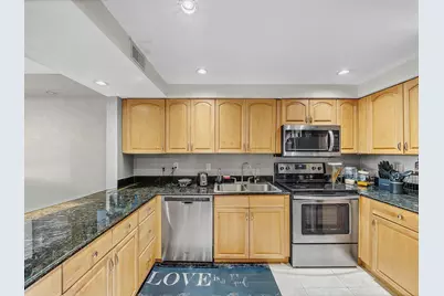 4500 N Federal Highway #303, Pompano Beach, FL 33064 - Photo 10