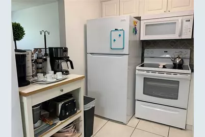 330 Mansfield H #330, Boca Raton, FL 33434 - Photo 6