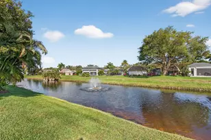 391 Sundial Cir, Pompano Beach, FL 33068 - Photo 40