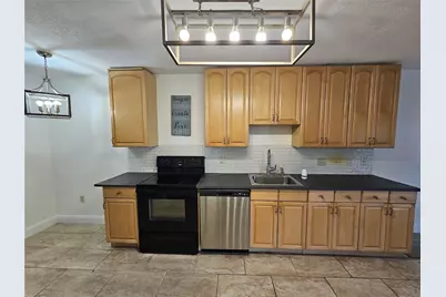 2050 Oleander Boulevard #10-105, Fort Pierce, FL 34950 - Photo 2