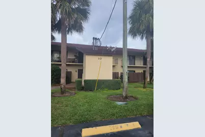 2050 Oleander Boulevard #10-105, Fort Pierce, FL 34950 - Photo 1